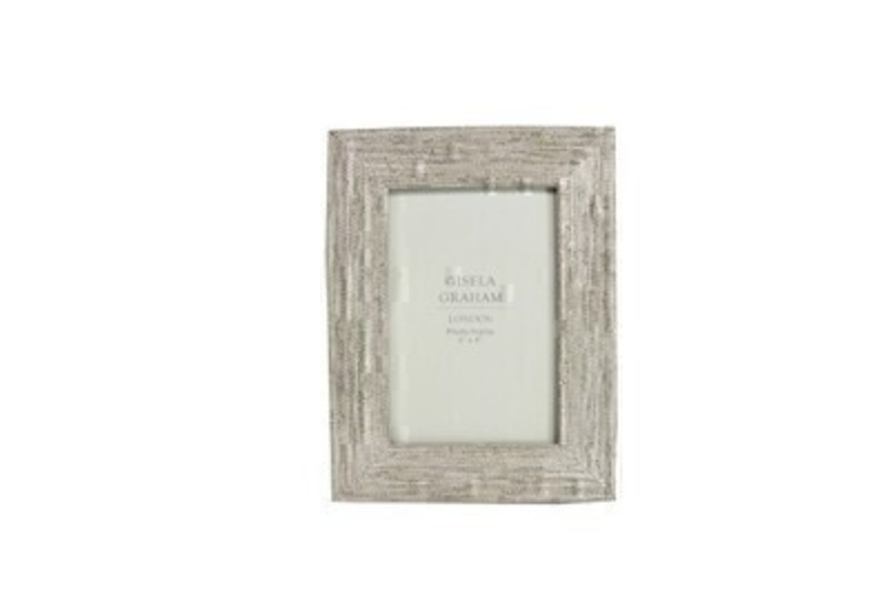 Silver beaded picture frame by Gisela Graham. This 6x4 sized photo frame is a lovely shabby chic decorative item for any home. Shabby Chic gifts for home - birthday - thinking of you or just because.